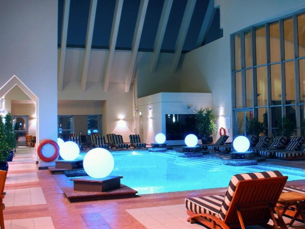 Dusit Thani Dubai Hotel Main image